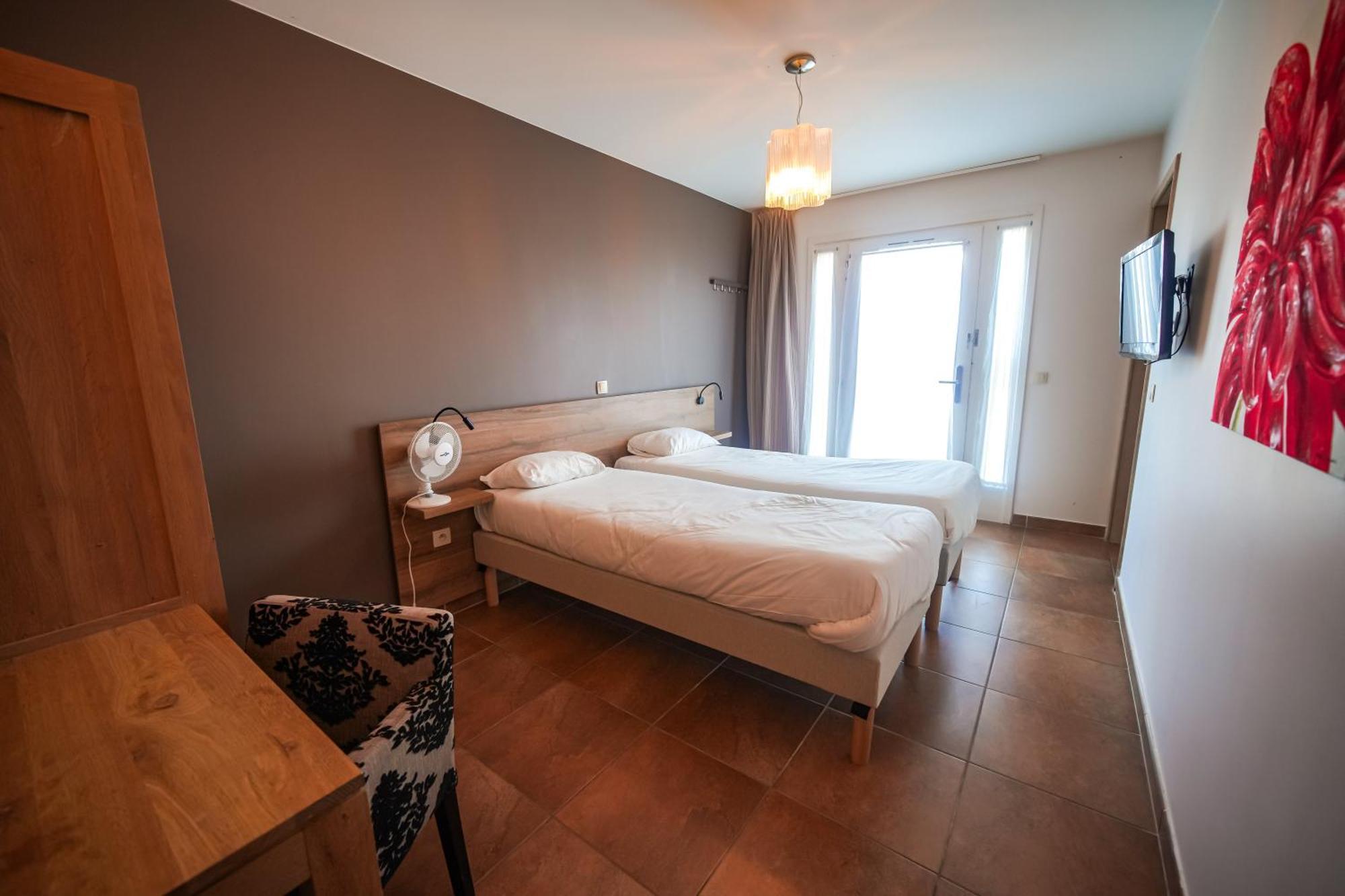 Resort Les Chataigniers 2*