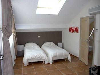 Les Chataigniers Resort 2*