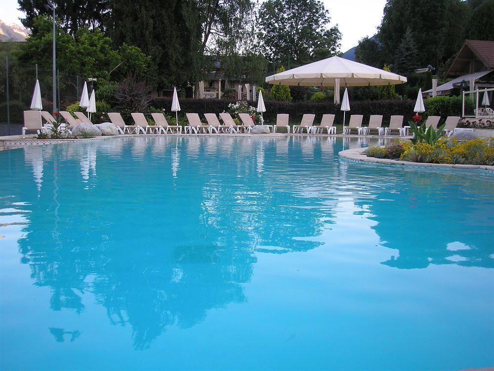 Resort Résidence Hôtelière Les Chataigniers 2*